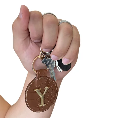 Bolsa LLaveros circulares personalizada con letras metálicas