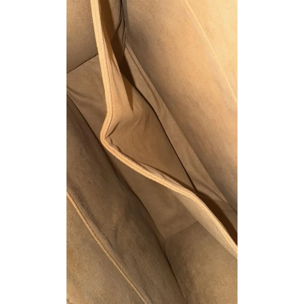 Tote Hera — vista 2