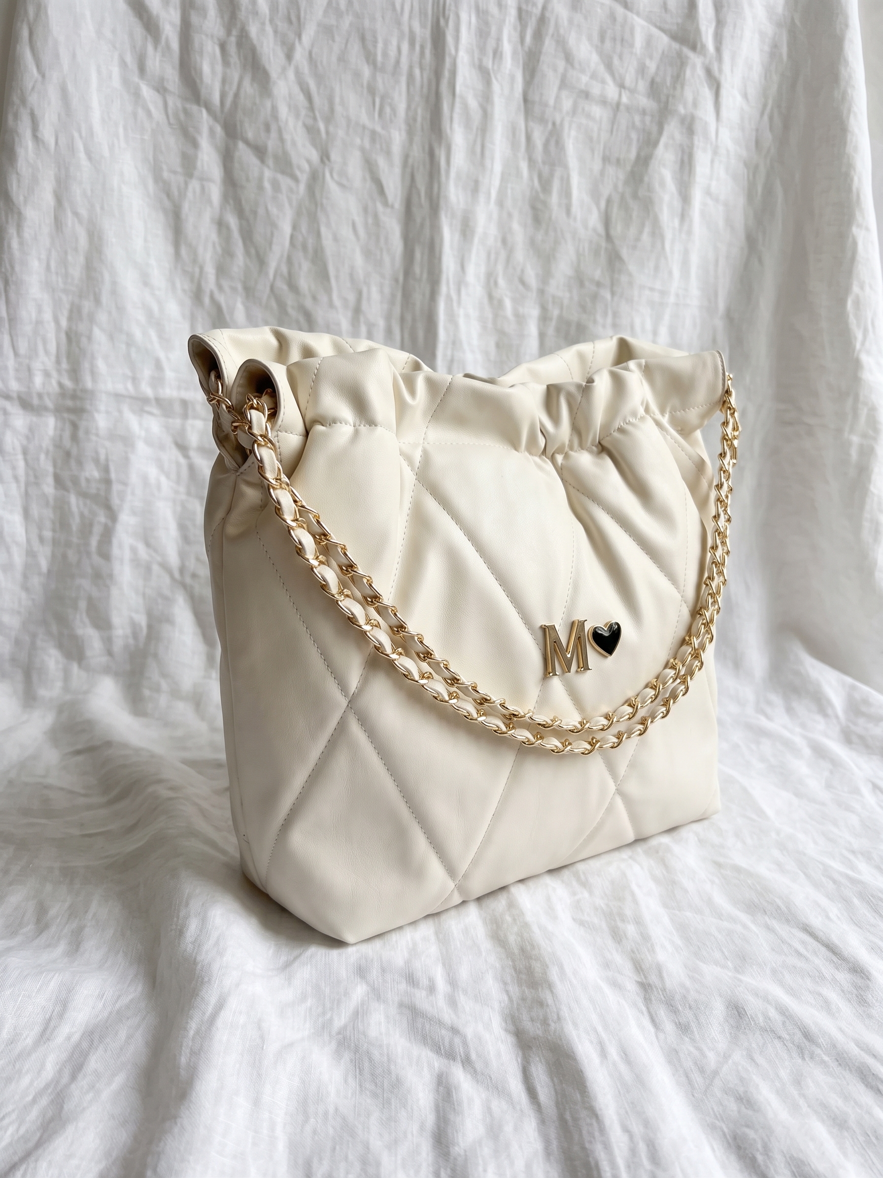 Theia 22 Maxi Theia 22 Maxi